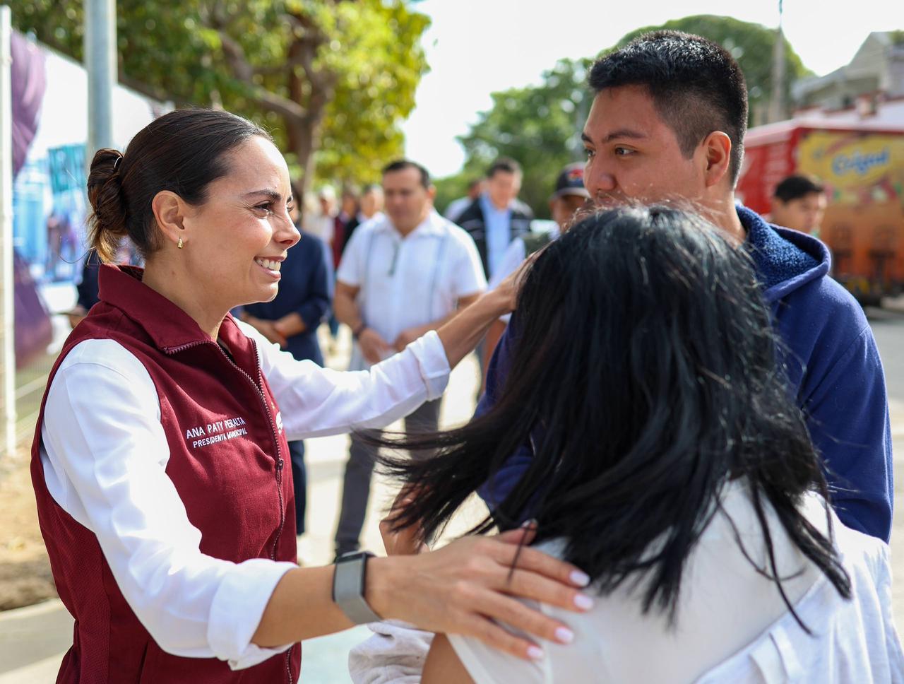 uploads/6/32/01 (2741).Jpeg